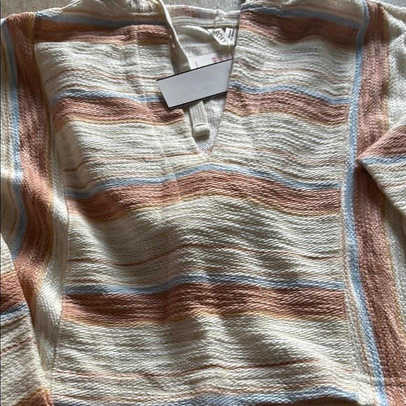 Roxy Cream and Tan Shrug Sweater with Relaxed Fit - Picture 7 of 8